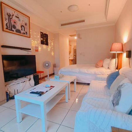 Niwill Homestay Тайчжун Экстерьер фото